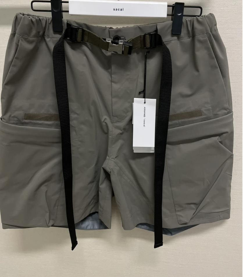 sacai / ACRONYM 吹き付ける CROP JACKET Khaki sacai / ACRONYM 吹き付ける CROP JACKET Khaki