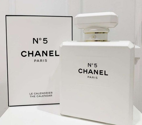 CHANEL シャネル　アドベントカレンダー　箱のみ CHANEL シャネル アドベントカレンダー 箱のみ - メルカリ