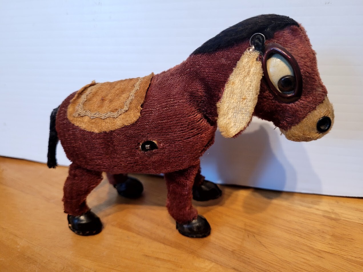 VINTAGE 1950'S FURRY FELT WIND UP WALKING DONKEY made in VINTAGE 1950'S FURRY FELT WIND UP WALKING DONKEY made in