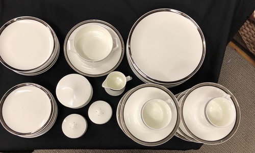 MIKASA china SOLITUDE pattern