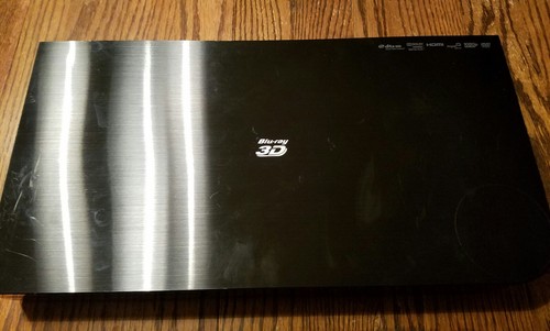 Samsung HT-J4500 Blu-Ray 3D / DVD Home Entertainment System