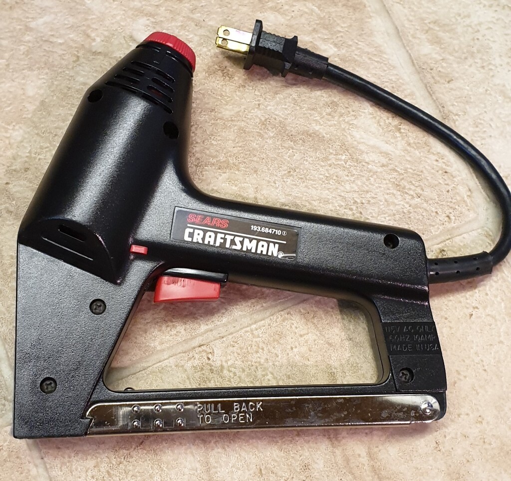 Sears Craftsman Electric stapler nailer 120 VOLTAGE in Darlington