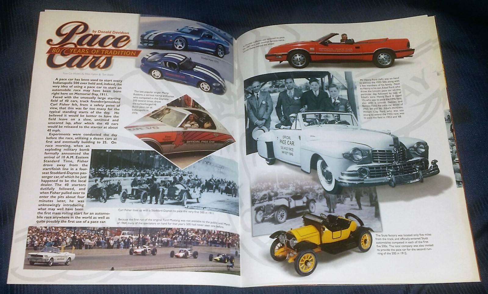 JOHNNY RUTHERFORD SIGNED INDIANAPOLIS MOTOR SPEEDWAY INDY 500 TRADITIONS BOOK