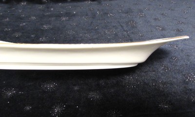 LENOX BASKET WEAVER OVAL BREAD PLATTER FINE CHINA 14K GOLD TRIM