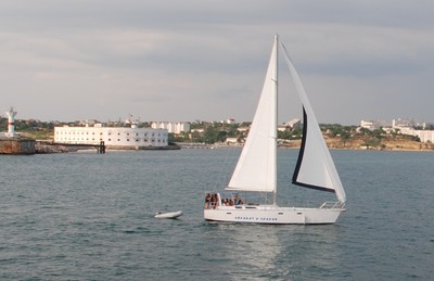2009 CRUISER STEEL SAIL BOAT 49