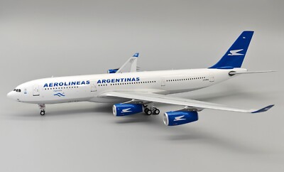 1:200 IF200 Aerolineas Argentinas Airbus A340-200 LV-ZRA w/stand