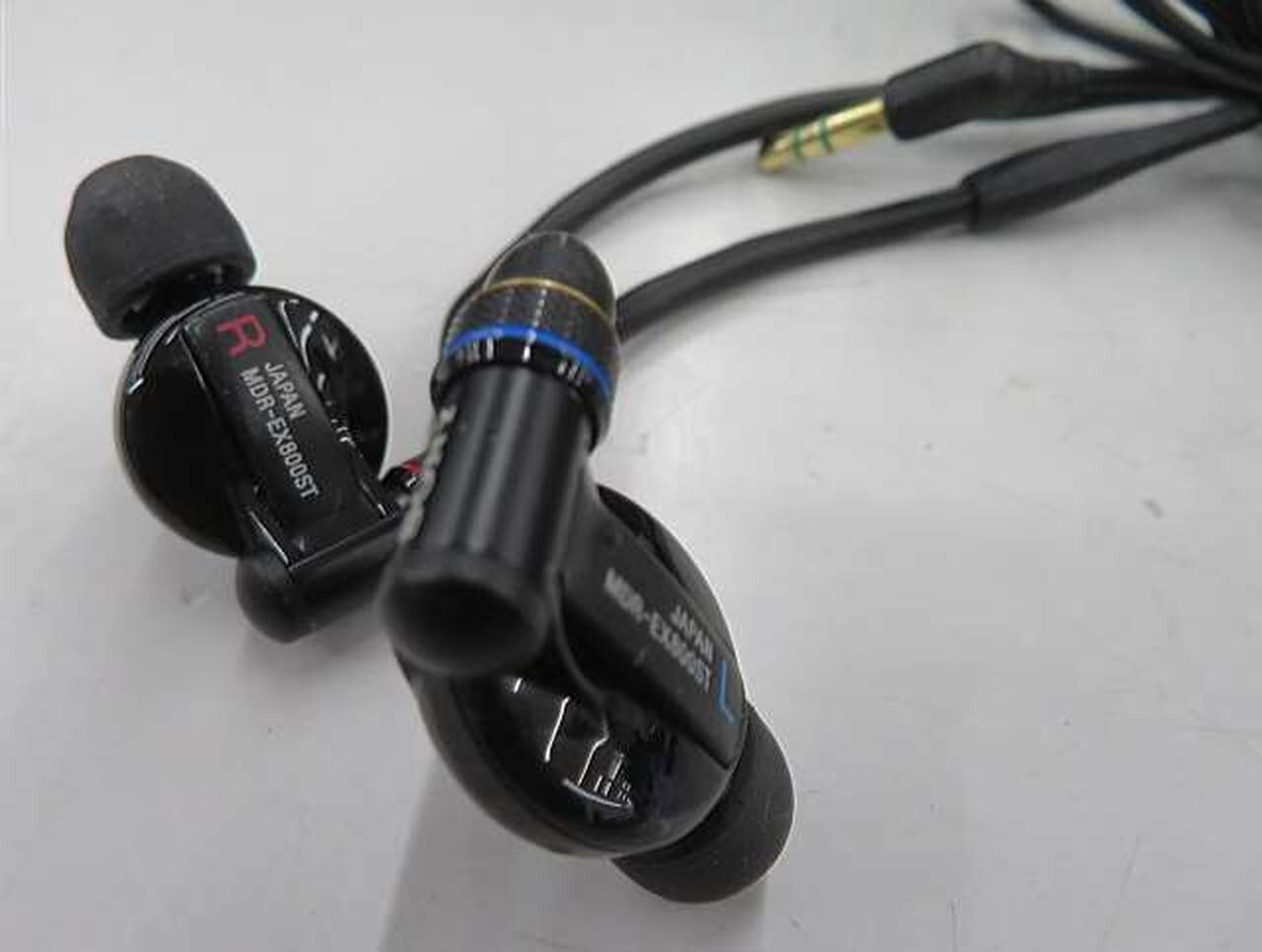 Sony MDR-EX800ST Canal Type In-ear Earbud Earphone Black