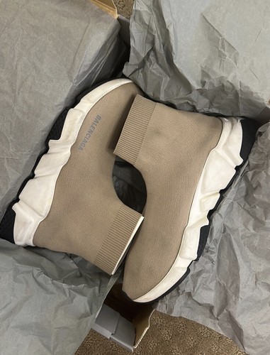 Balenciaga Speed Fashion Sneakers Beige 2019 EU 39 / 8 US