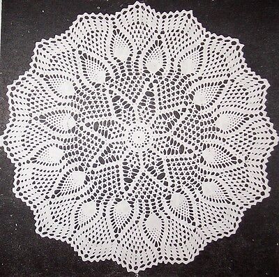 5868 Vintage Design STAR-MAGIC CENTERPIECE Pattern to Crochet (Reprint)