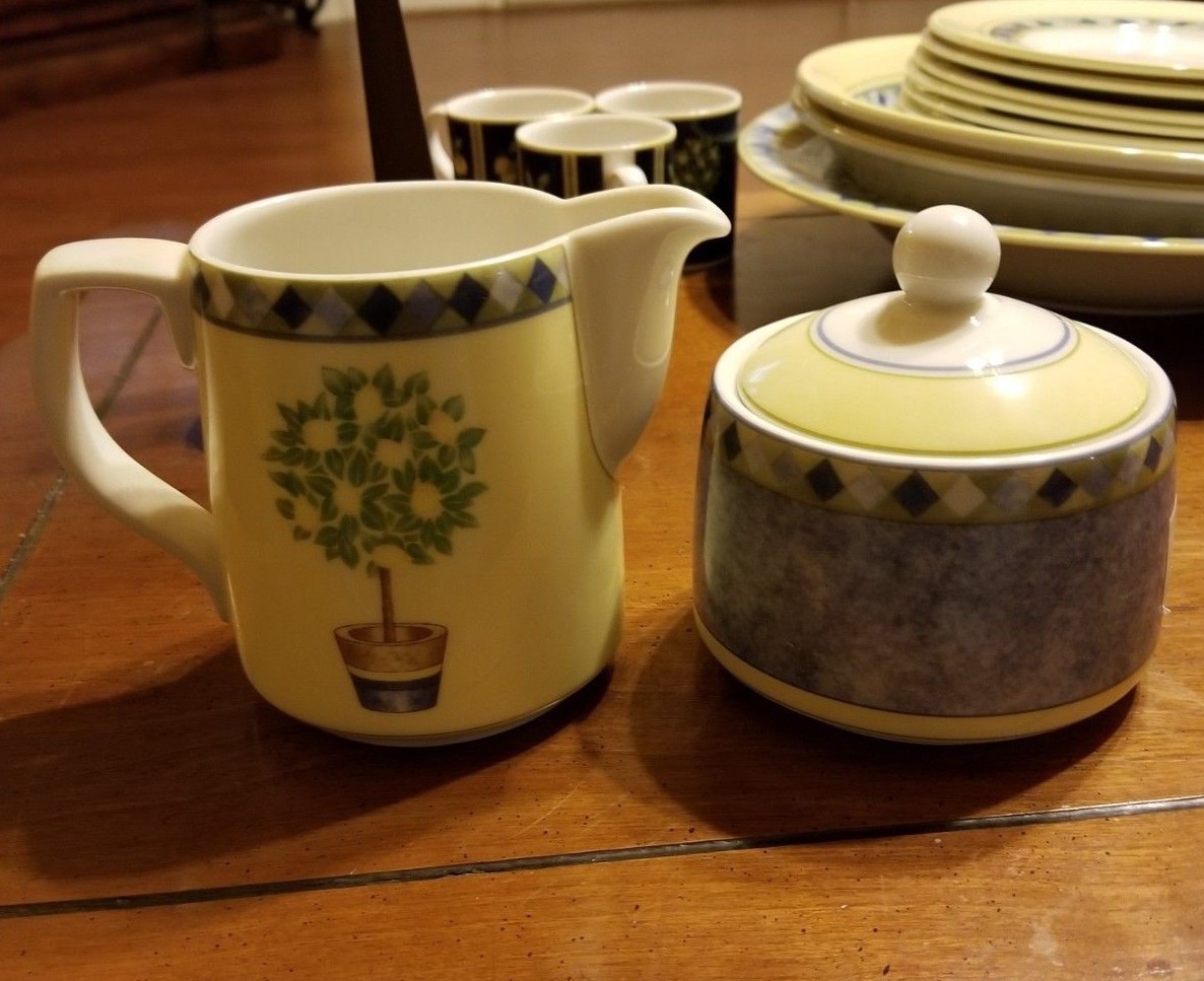 ROYAL DOULTON china CARMINA TC1277 pattern Sugar Bowl with Lid and Creamer