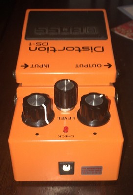 Boss DS-1 Electric Guitar Distortion Effect Pedal; Excellent Condition