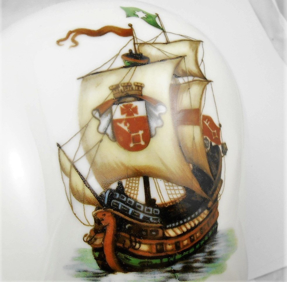 Vintage Seltmann Weiden KNIGHTS TEMPLAR Sailing Ships VASE Bavaria Porcelain