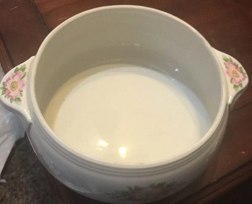 Hall's Superior Kitchenware 