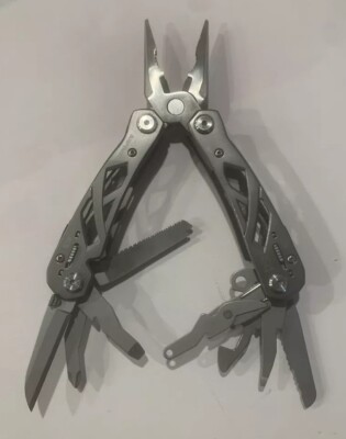 Gerber Gear Suspension  15-in-1 Multi-Tools in Excellent Condition 