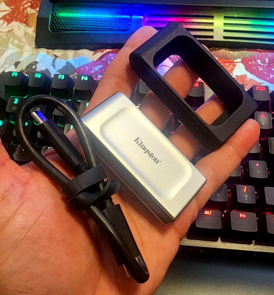 Kingston XS2000 High Performance External SSD 4TB