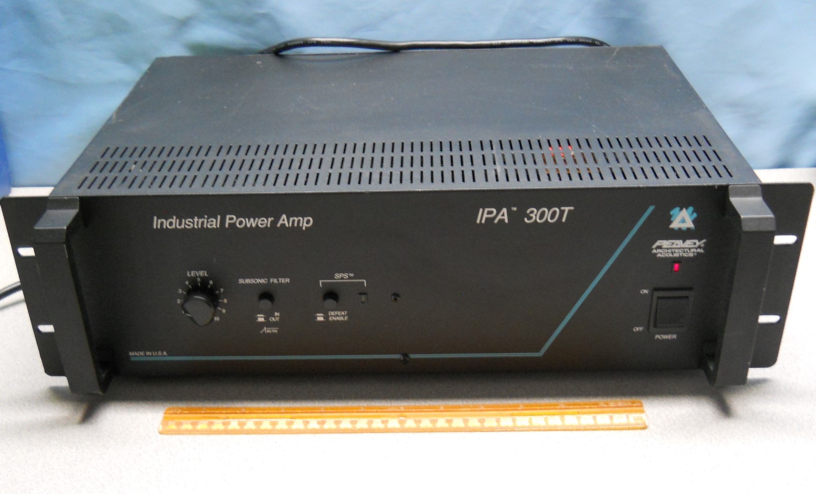 Peavey Architectural Acoustics Industrial Power Amp Model IPA 300T 2 Channel