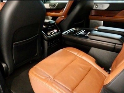 image 4 of interior