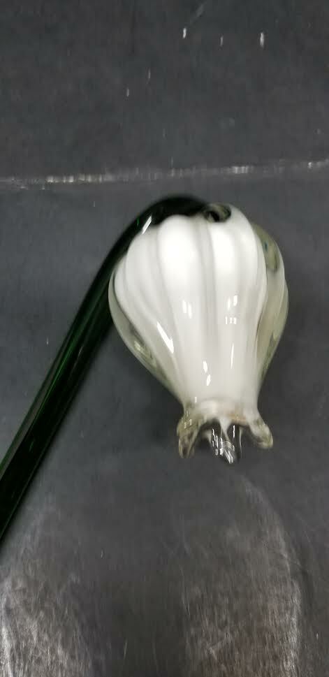MURANO ART STYLE WHITE BULBOUS BENT NECK LONG STEM GLASS FLOWER 19 3/4