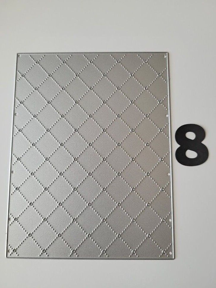 KSCraft A2 Criss Cross Pattern Piercing Die w/hearts****8***FREE SHIPPING!!!!**