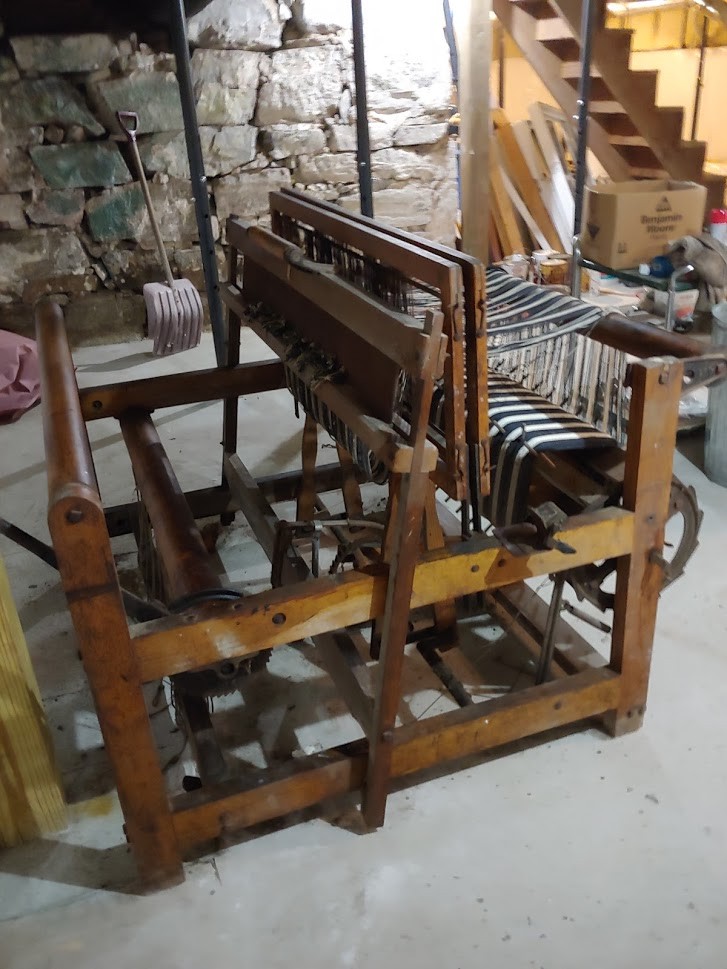 Vintage Weavers Friend Floor Loom Newcomb 2 Shaft Working!   Classic!!!