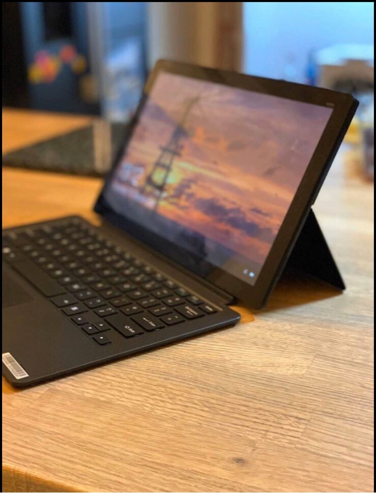 Linx Windows 10 laptop (detachable keyboard) in Sheffield, South Yorkshire Gumtree