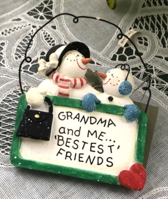 MIDWEST HOLIDAY GALLERY - SANDI GORE EVANS ORNAMENT - GRANDMA AND ME