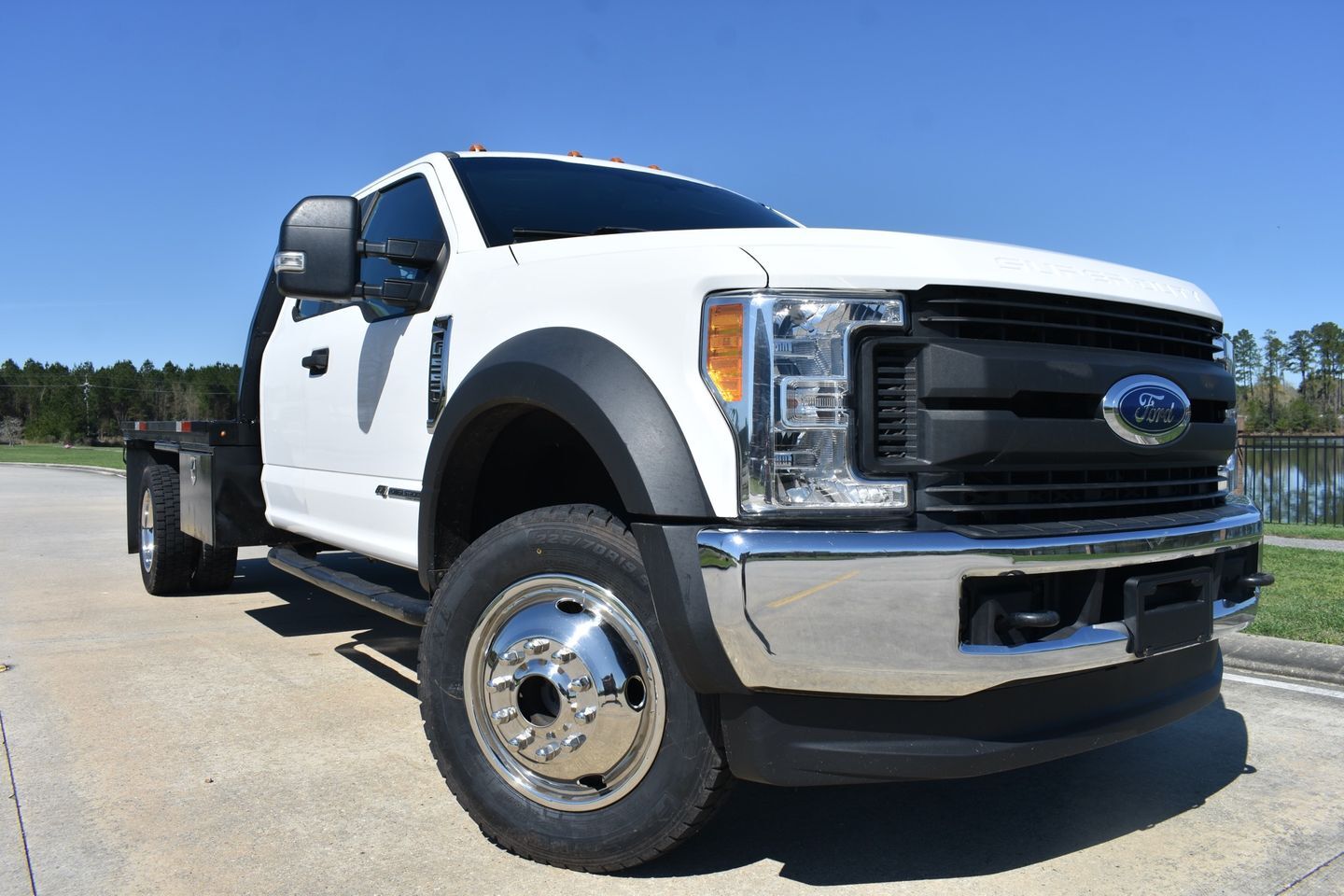 2017 Ford F-550 Super Duty  169522 Miles White Pickup Truck 8 Automatic