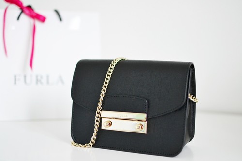 SALE! Furla (フルラ) Julia お花柄 ミニショルダーバッグ $_12.JPG?set_id=880000500F