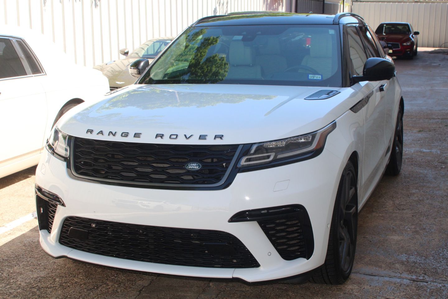 2020 Land Rover Range Rover Velar SVAutobiography Dynamic Edition White 8 Automa