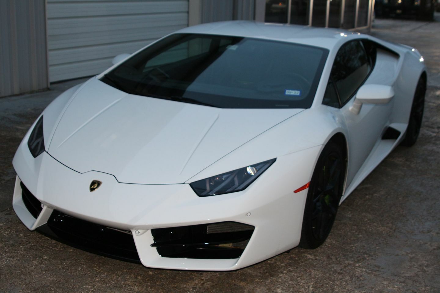 2019 Lamborghini Huracan 2WD  White 10 Automatic 7380 Miles