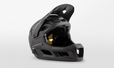 Casco integrale con mentoniera magnetica removibile MET Parachute MCR Mips 2025