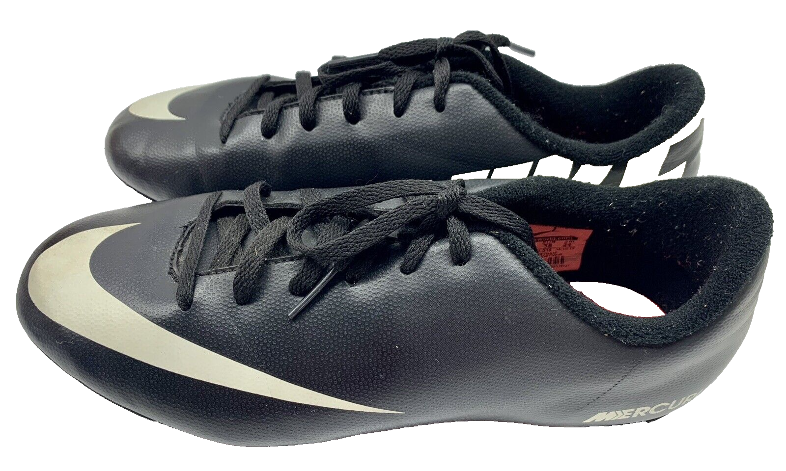 Nike Classics Mercurial F.G. LDV セット Nike Classics Mercurial F.G. LDV セット Nike Mercurial