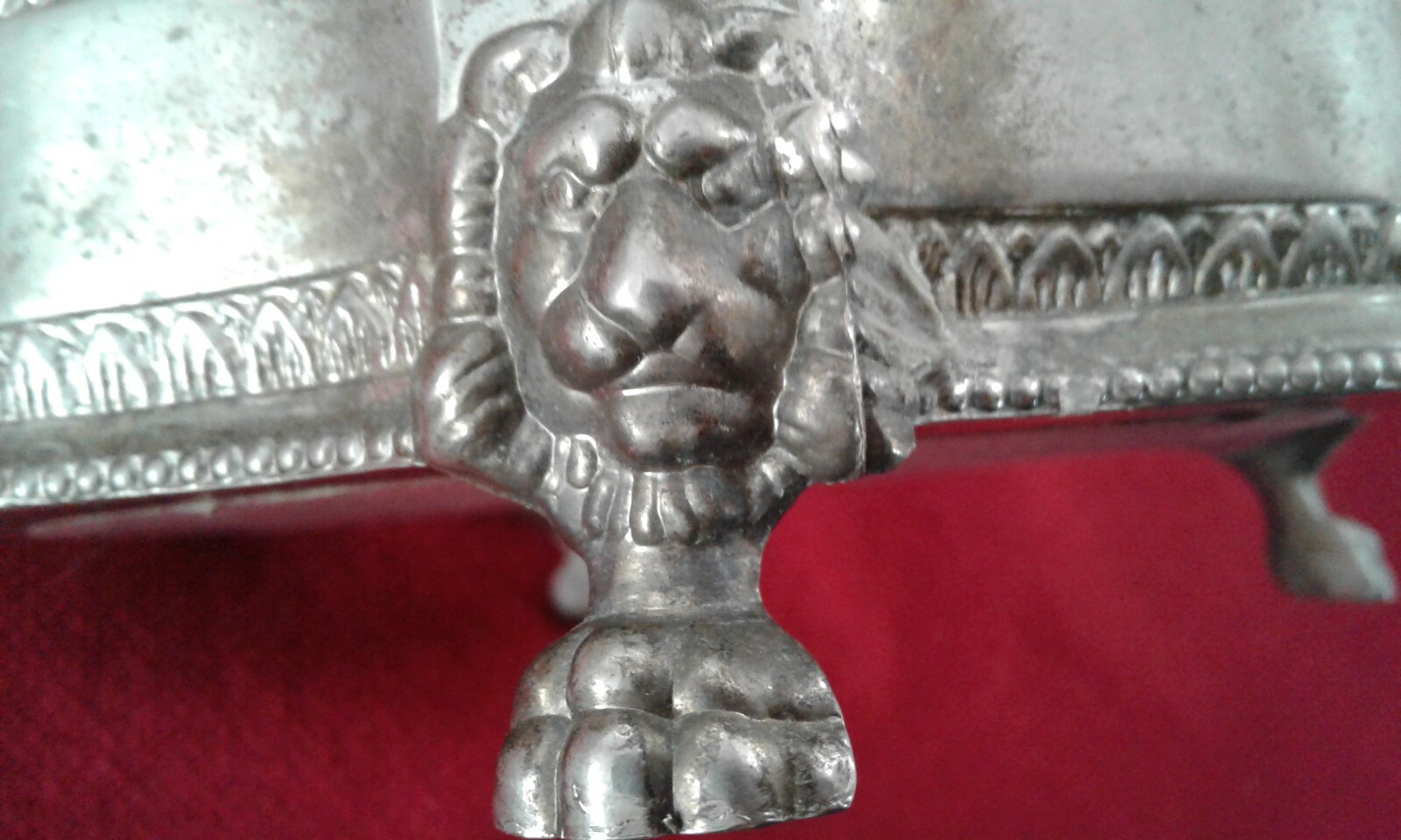 Vintage Silver Plated Jewelry Box British Royal Coat of Arms Lion Head Legs