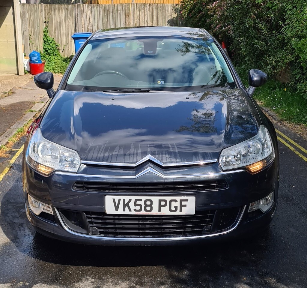 Citreon C5 1.8i VTR+ Saloon in Aldershot, Hampshire Gumtree