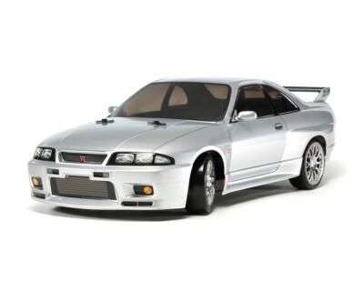 sky R33 MotorTrend