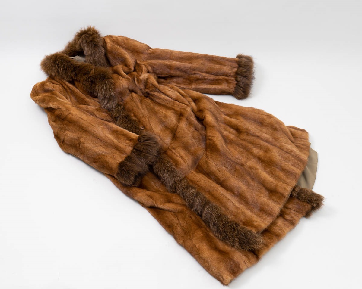 Nino Women's Reversible Beaver & Fox Fur Long Maxi Trench Coat Size 42 Olive