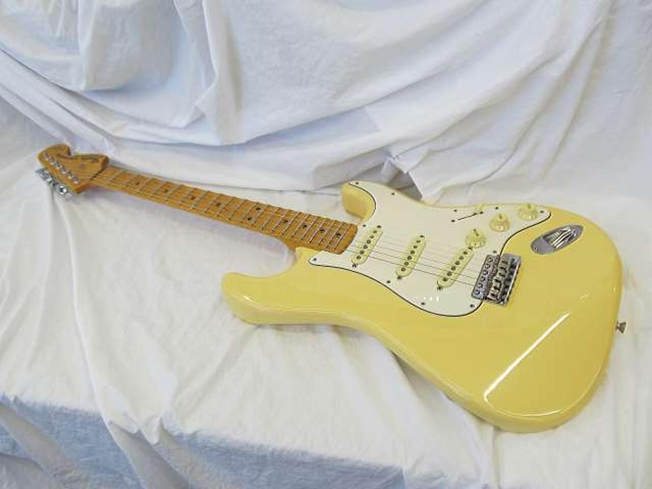 フェンダー ジャパン イングヴェイモデル ST68-185YM