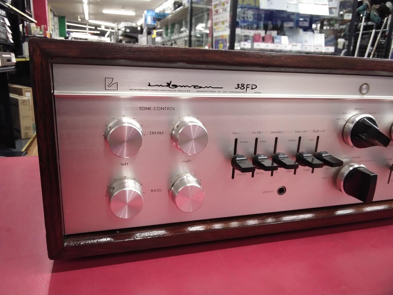 LUXMAN SQ38FD Vacuum Tube Integrated Amplifier Good LUXMAN SQ38FD Vacuum Tube Integrated Amplifier Good