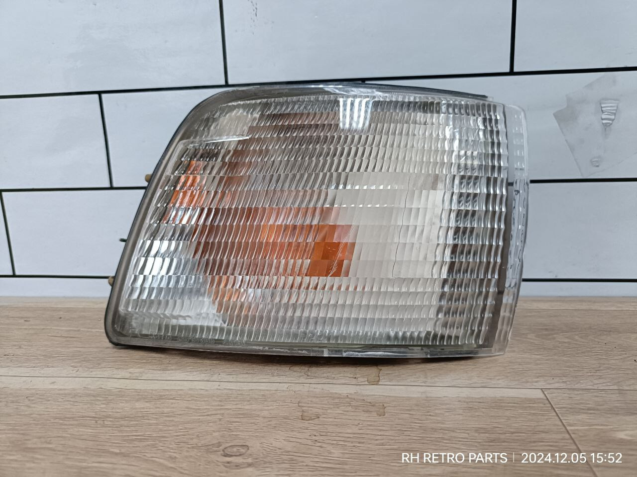 置物 wa/ter  SEKIMORIGARASU - light Amazon.com: YITAHOME Corner Shelf with Power Outlets & LED