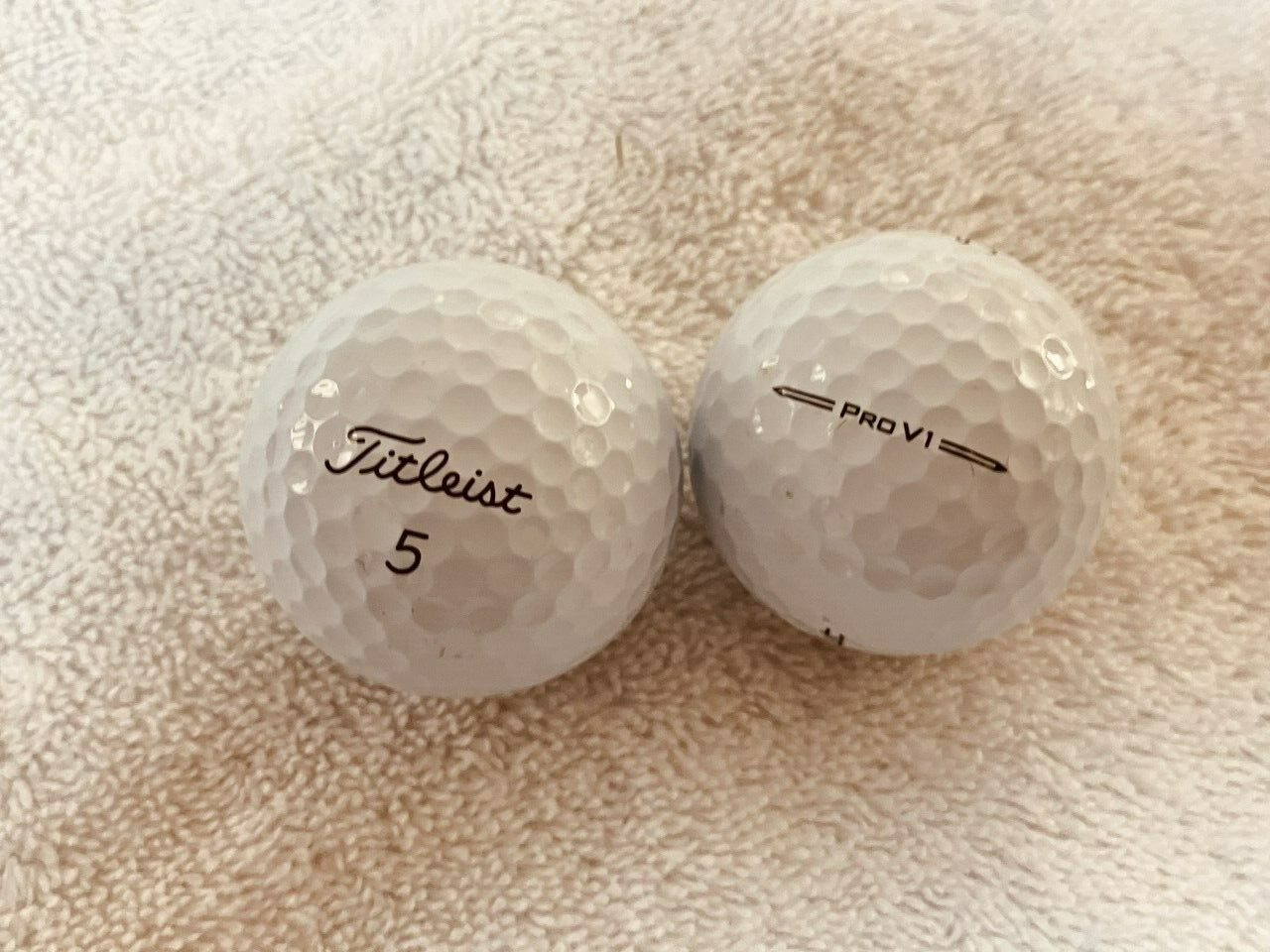 24 Titleist 2024 Pro V1 (all or most have a logo) Mint5A