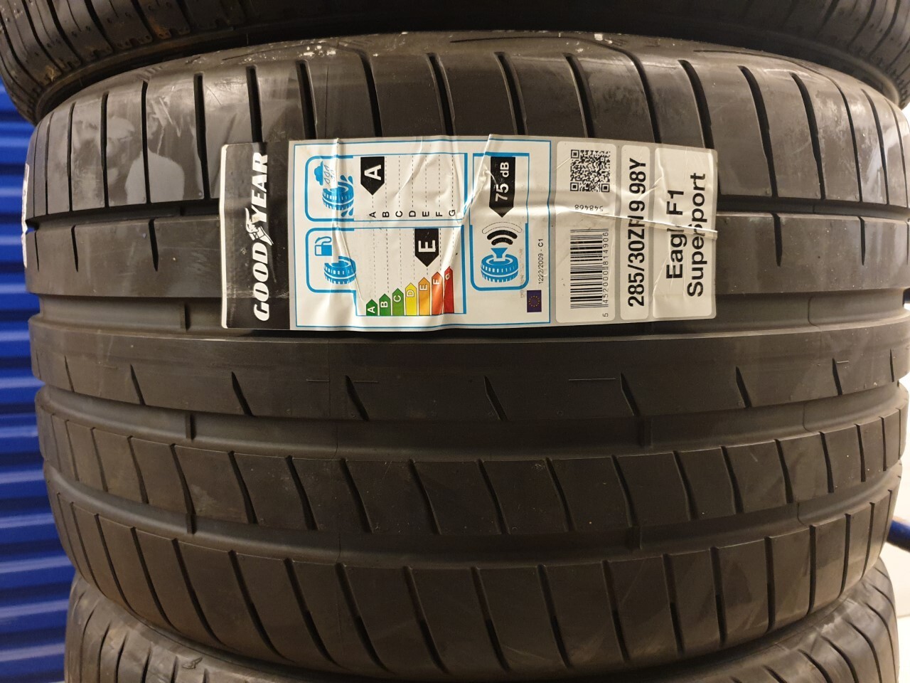 s*0様 GOODYEAR イエローレターF1リアタイヤ EAGLE F1 R-イーグルF1R- | 株式会社フカヤ