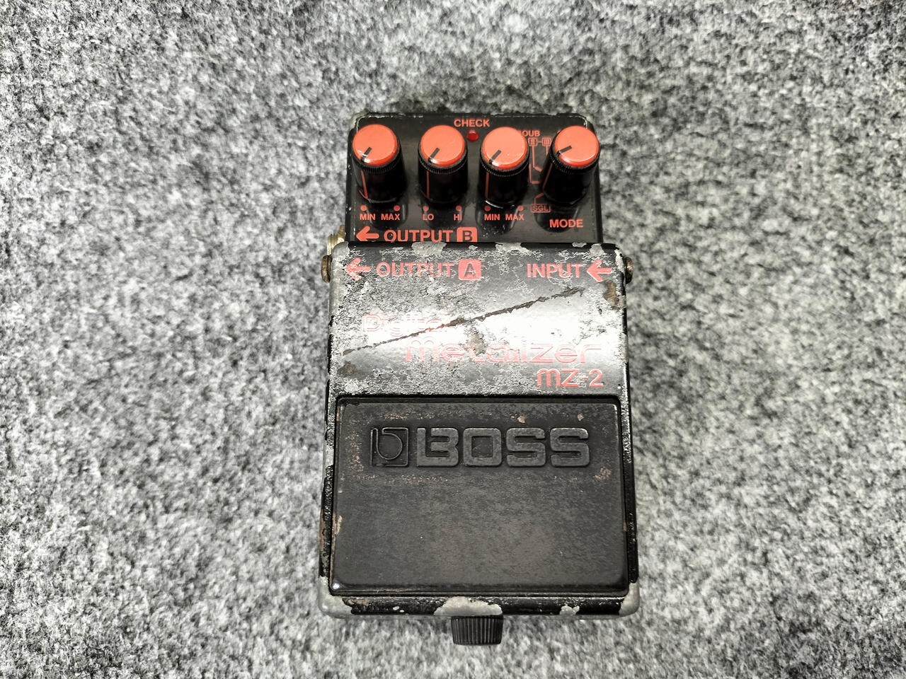 BOSS MZ-2 希少美品 Used BOSS MZ-2 Digital Metalizer Made in Japan Guitar effect