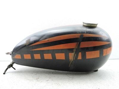 Gas Tank With Cap And Pet....