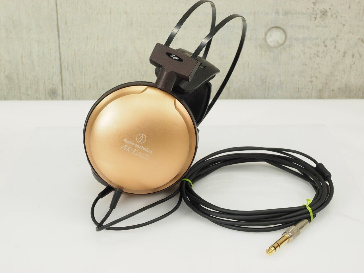 Audio-Technica ATH-A1000X Over-Ear Headphones Closed-back Audio-Technica ATH-A1000X Over-Ear Headphones Closed-back