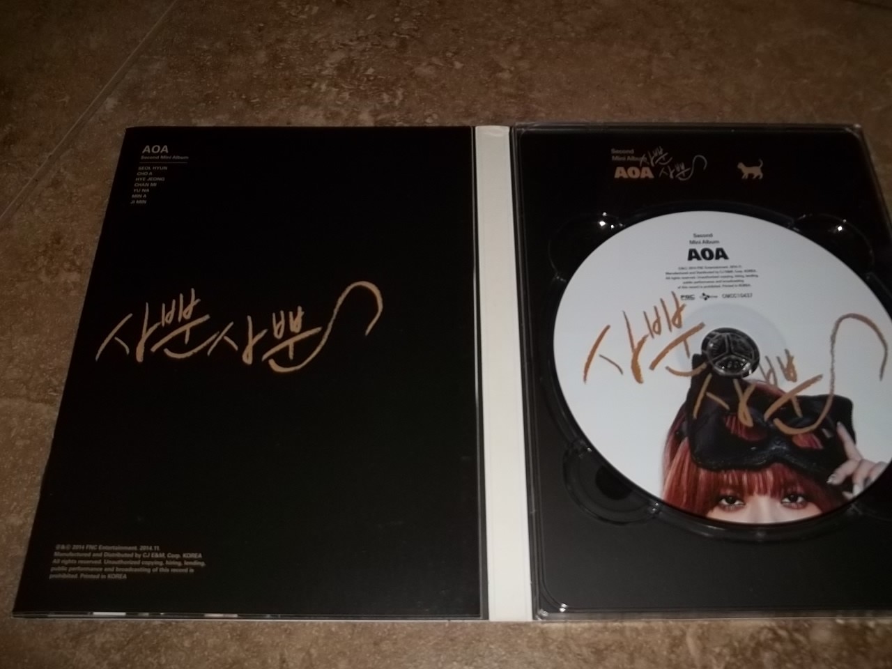 AOA - LIKE A CAT 2nd MINI ALBUM SIGNED Super rare!