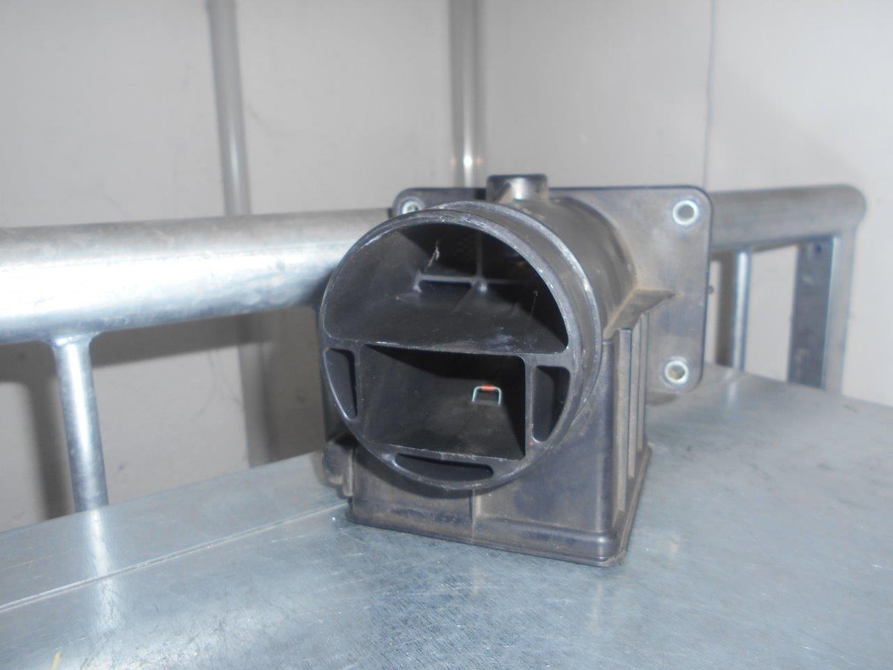Debimetro misuratore massa aria MITSUBISHI SPACE RUNNER E5T05371 (1991-2002)