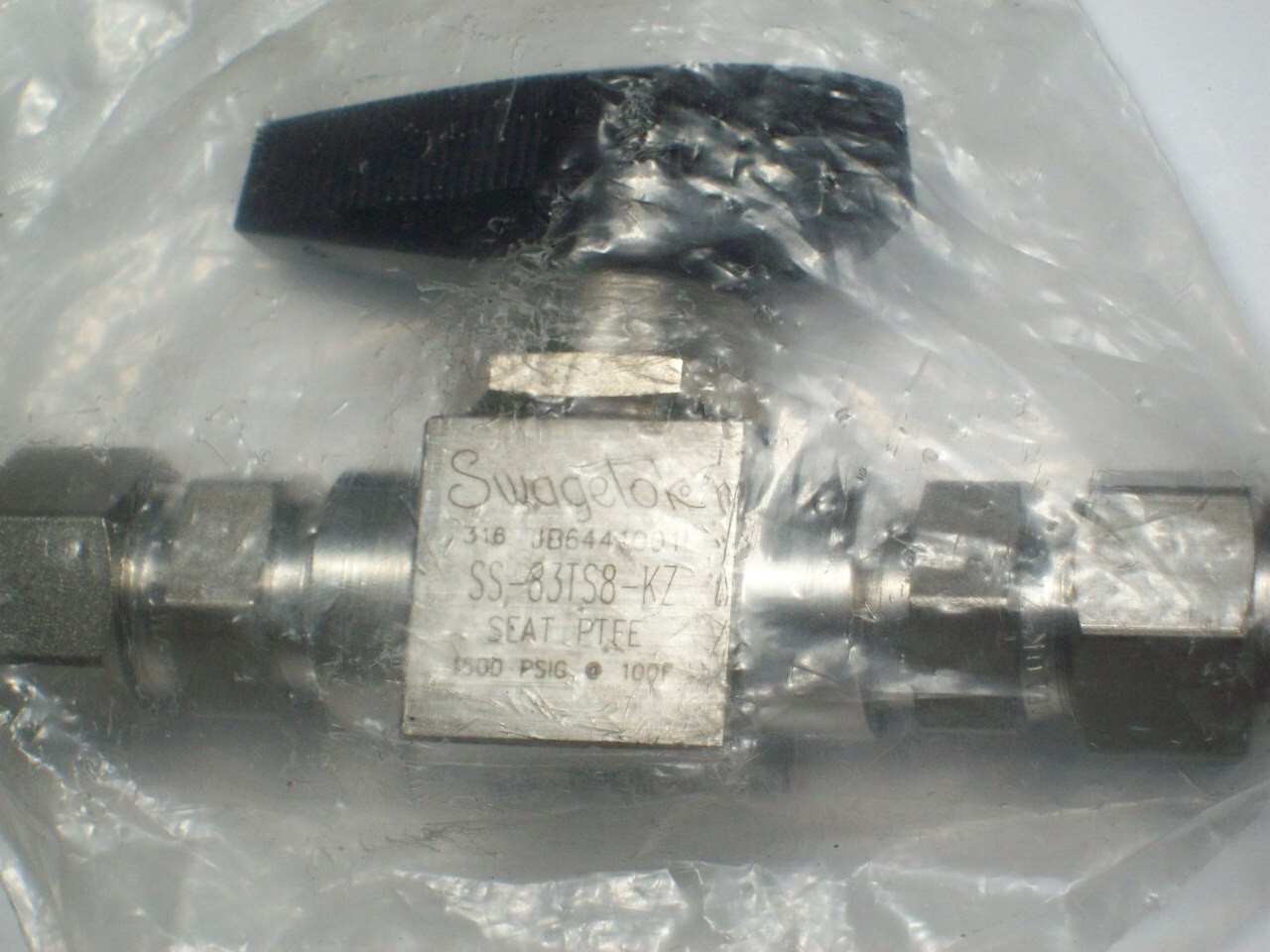 1- Swagelok Stainless Steel High Pressure Ball Valve, 1/2