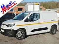 2024 Citroën Berlingo 1000 M DRIVER Edition BlueHDi 100PS S&S Euro 6 Small Panel