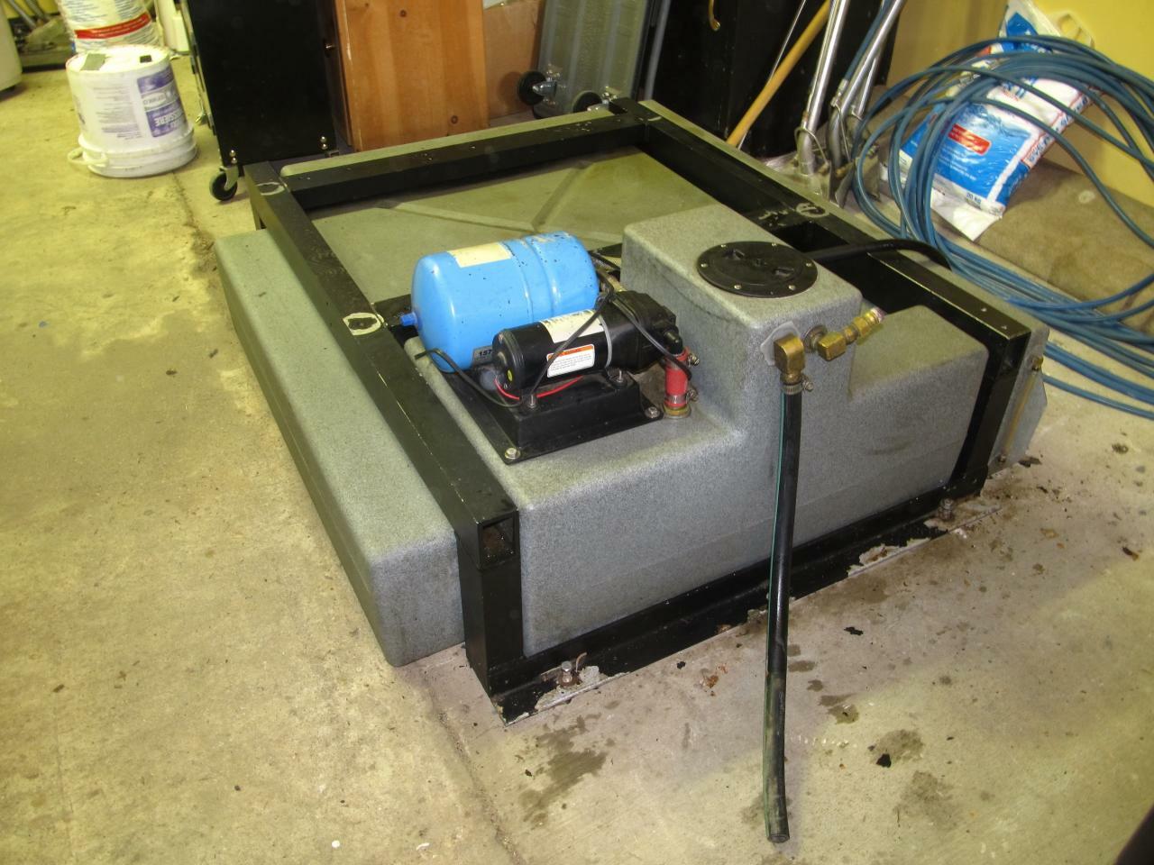 Hydramaster  85 gallon Rotomolded Water Tank & Mounting Kit.