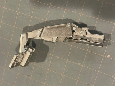 NEW! Grass Cabinet Hinge 3903, 1203 2625110 Snap On 170° Self Close Full Overlay